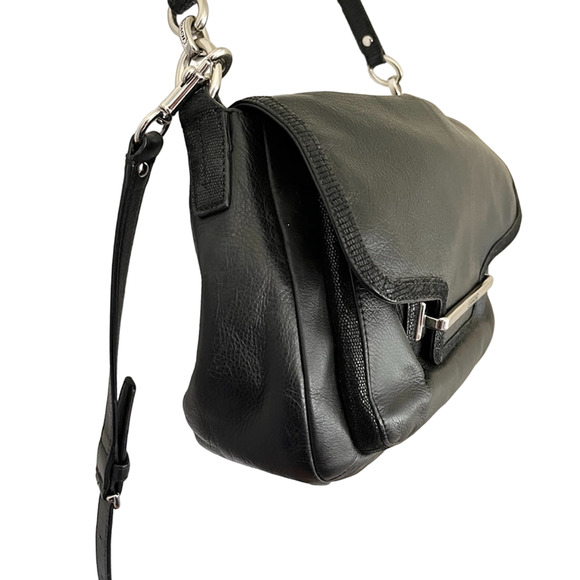 COACH Vintage Taylor Leather Flap Bag in Black strap included 12L x 4.5W x 9H - Picture 4 of 14
